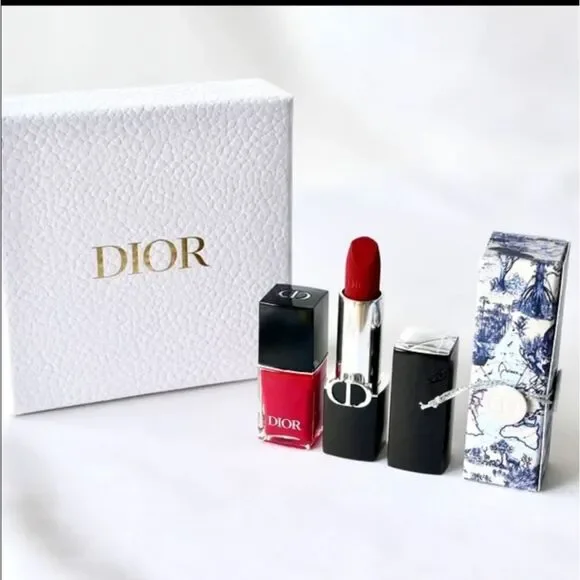 Dior Makeup Set Limited Edition-NIB - Picture 2 of 8